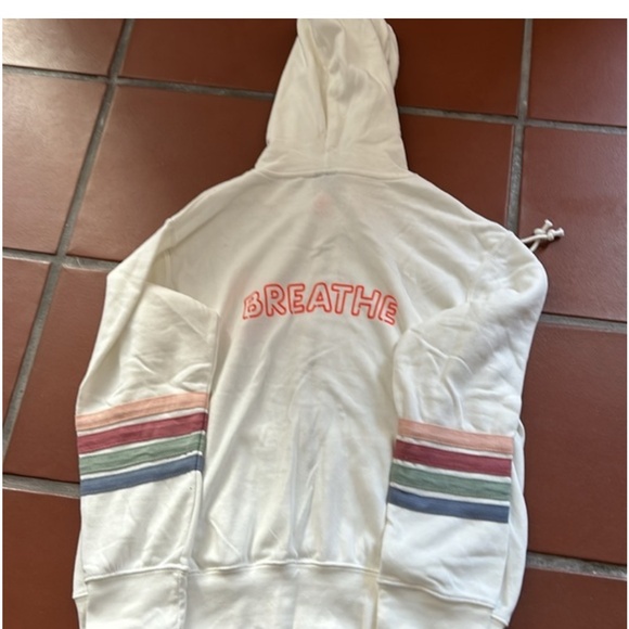 Breathe super love tee sweatshirt - Picture 3 of 5